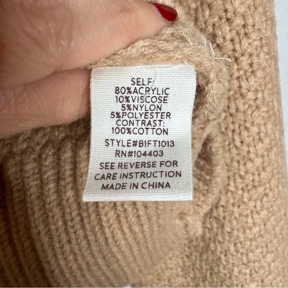 Blu Pepper NWT Medium Doll Collared CableKnit Once Upon a time Sweater taupe - Picture 12 of 14